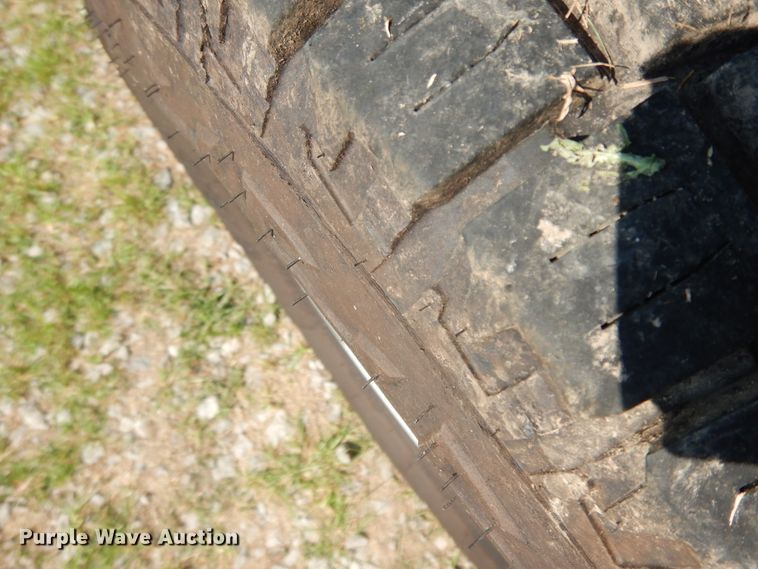 image for item HP9646 2014 Dodge Ram 1500  Quad Cab pickup truck