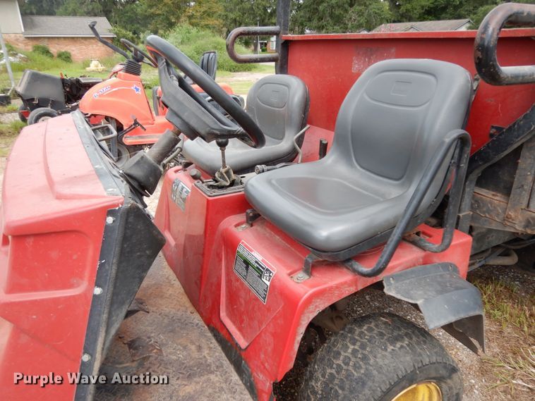 image for item HR9727 2002 Toro Workman 3200  utility vehicle