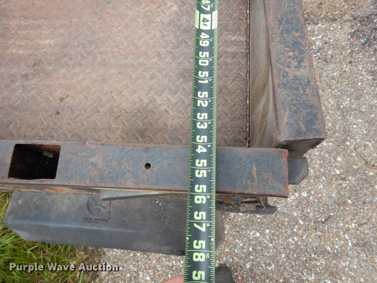 image for item HR9727 2002 Toro Workman 3200  utility vehicle