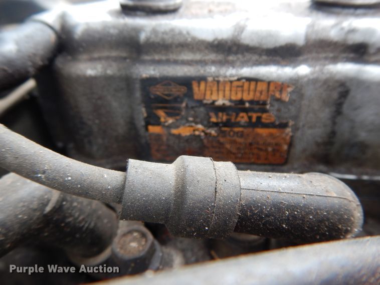 image for item HR9727 2002 Toro Workman 3200  utility vehicle