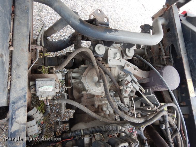 image for item HR9727 2002 Toro Workman 3200  utility vehicle