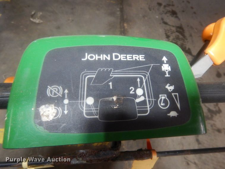 image for item HR9731 John Deere 220B WBGM  greens mower