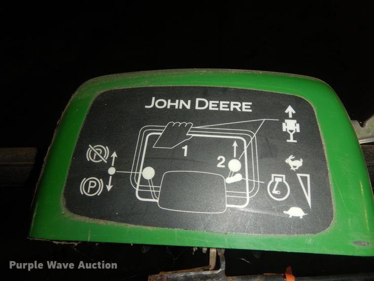 image for item HR9733 John Deere 220B WBGM  greens mower
