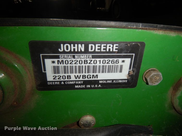 image for item HR9733 John Deere 220B WBGM  greens mower