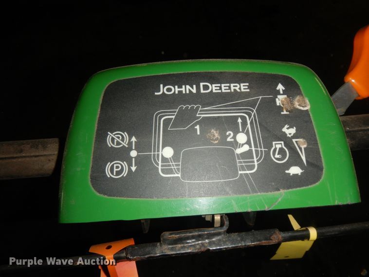 image for item HR9734 John Deere 220B WBGM  greens mower