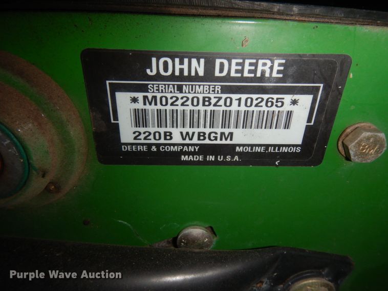 image for item HR9734 John Deere 220B WBGM  greens mower