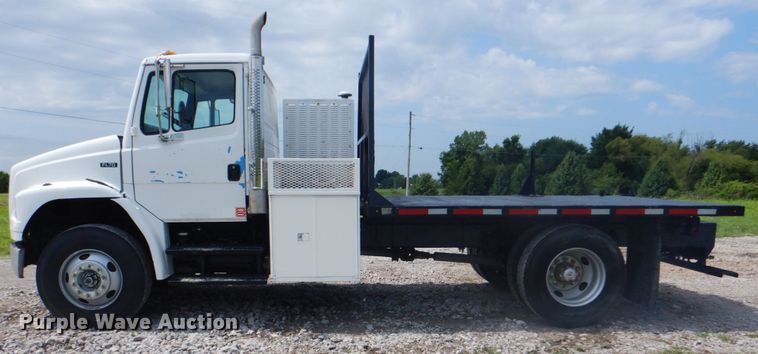 image for item HT9350 2002 Freightliner FL70  flatbed truck
