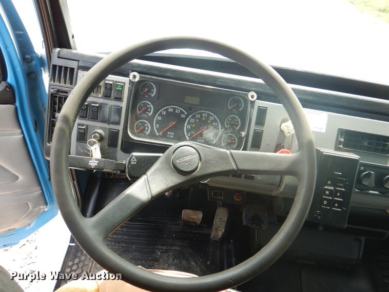 image for item HT9350 2002 Freightliner FL70  flatbed truck