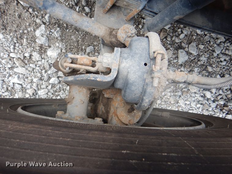 image for item HT9350 2002 Freightliner FL70  flatbed truck