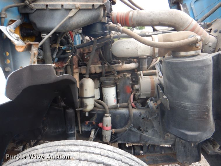 image for item HT9350 2002 Freightliner FL70  flatbed truck