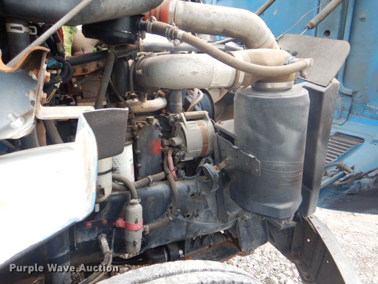 image for item HT9350 2002 Freightliner FL70  flatbed truck