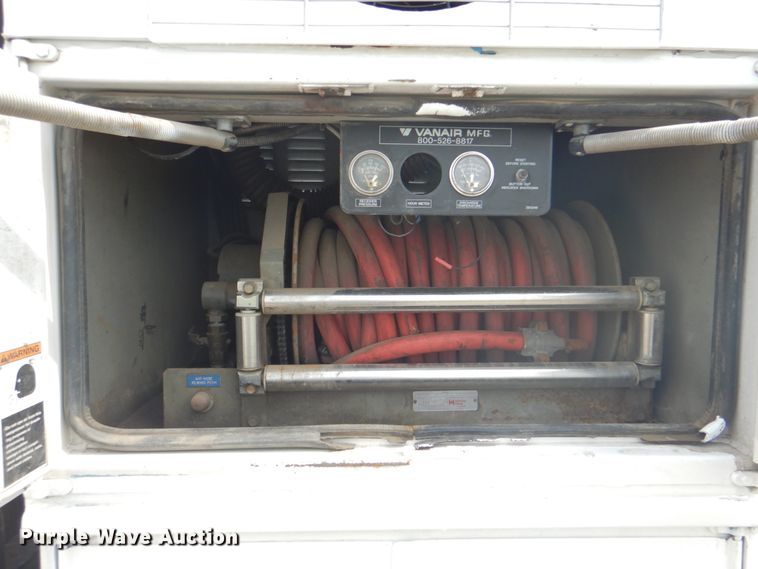 image for item HT9350 2002 Freightliner FL70  flatbed truck