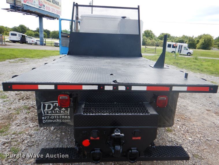 image for item HT9350 2002 Freightliner FL70  flatbed truck