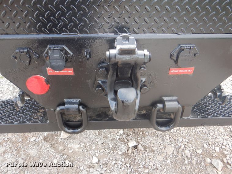 image for item HT9350 2002 Freightliner FL70  flatbed truck