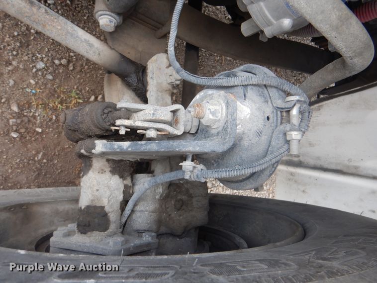 image for item HT9350 2002 Freightliner FL70  flatbed truck