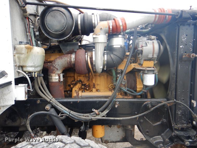 image for item HT9355 1990 Peterbilt 377  vacuum truck