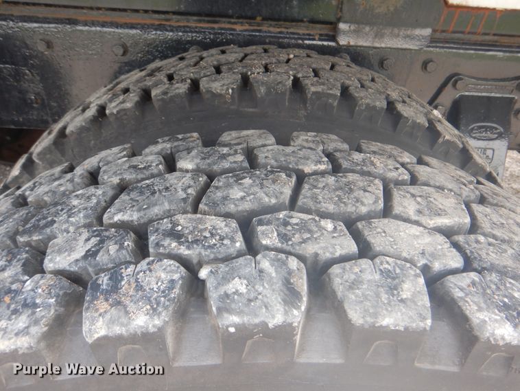 image for item HT9355 1990 Peterbilt 377  vacuum truck