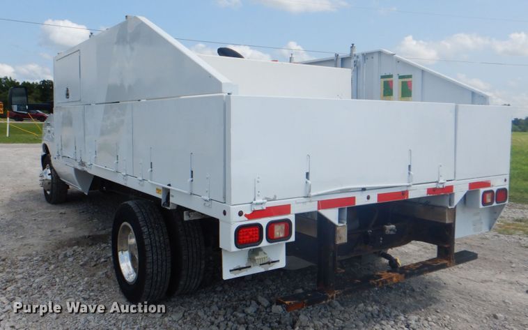 image for item HT9357 2012 Ford E450  utility van with sprayer