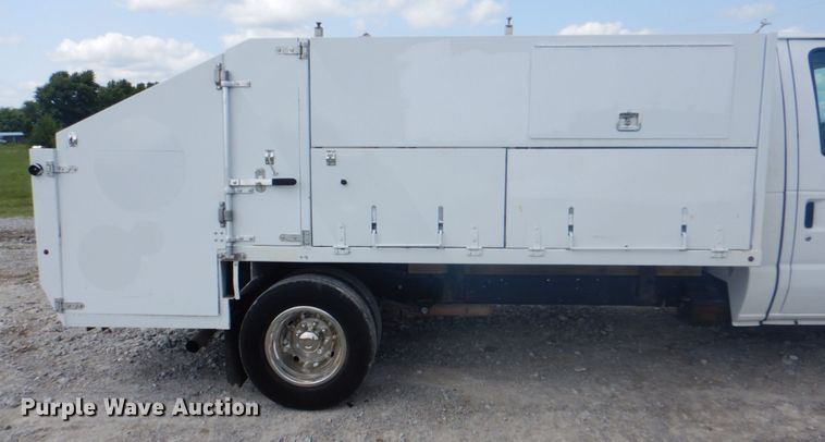 image for item HT9357 2012 Ford E450  utility van with sprayer