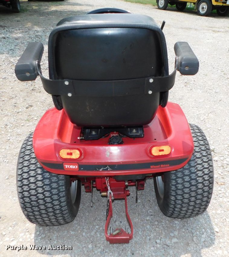 image for item HX9437 1991 Toro Wheel Horse 520H  lawn tractor