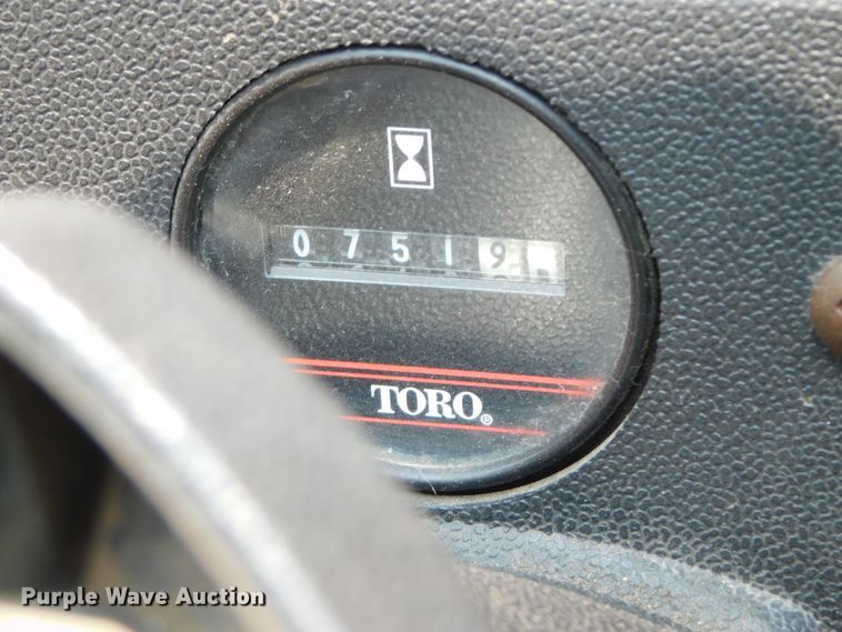 image for item HX9437 1991 Toro Wheel Horse 520H  lawn tractor