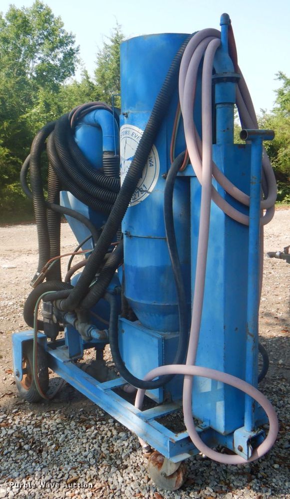 image for item IA9989 National Board  portable vacuum