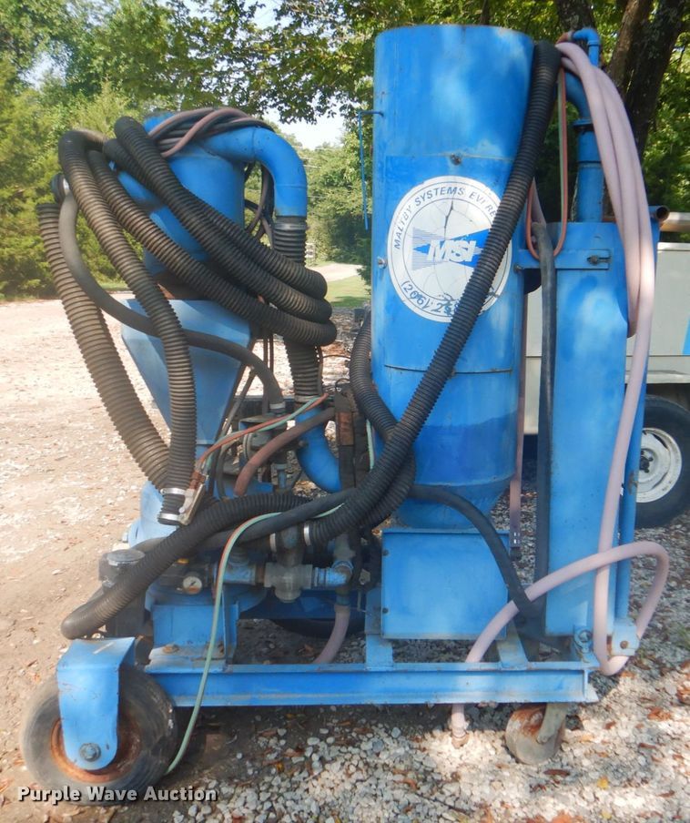 image for item IA9989 National Board  portable vacuum