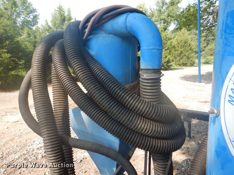 image for item IA9989 National Board  portable vacuum