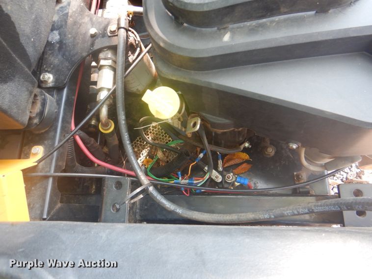 image for item IA9992 Cub Cadet Commercial M48S  ZTR lawn mower