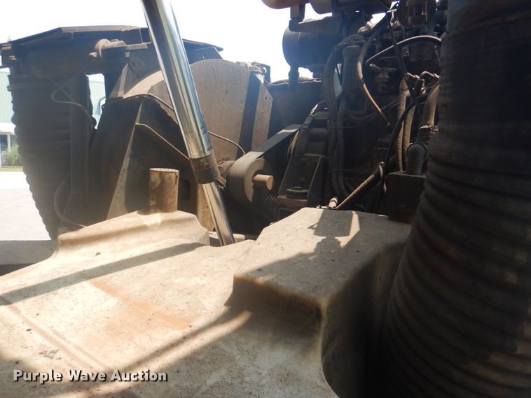 image for item IA9993 2009 Nissan UD3000  street sweeper truck