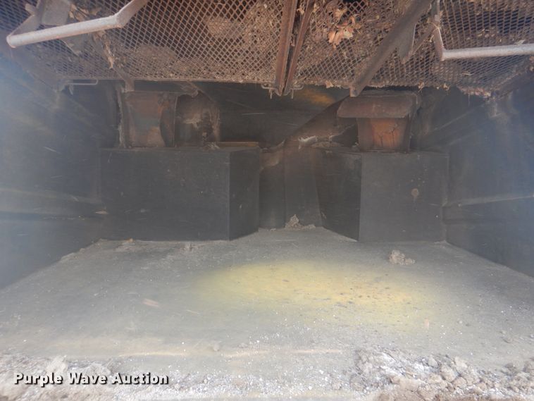 image for item IA9993 2009 Nissan UD3000  street sweeper truck