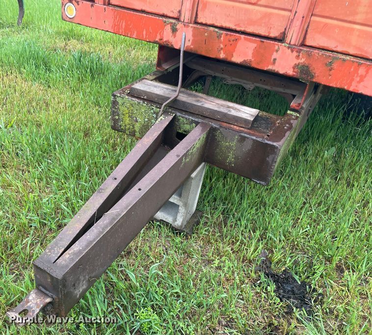 image for item IC9319 Shop built trailer