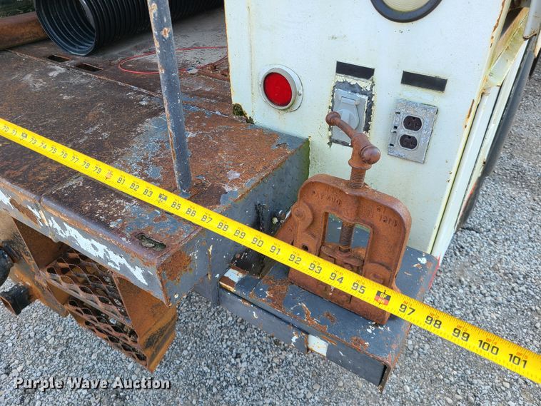 image for item IC9860 1999 Sterling L7501  utility / service truck