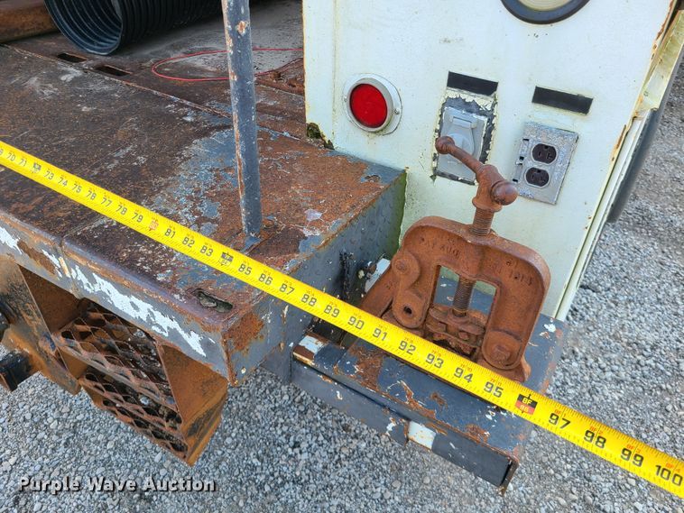 image for item IC9860 1999 Sterling L7501  utility / service truck