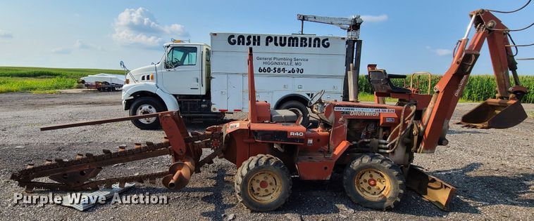 image for item IC9861 Ditch Witch R40  trencher