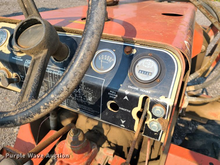 image for item IC9861 Ditch Witch R40  trencher