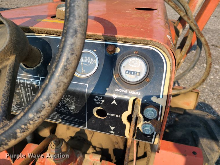 image for item IC9861 Ditch Witch R40  trencher