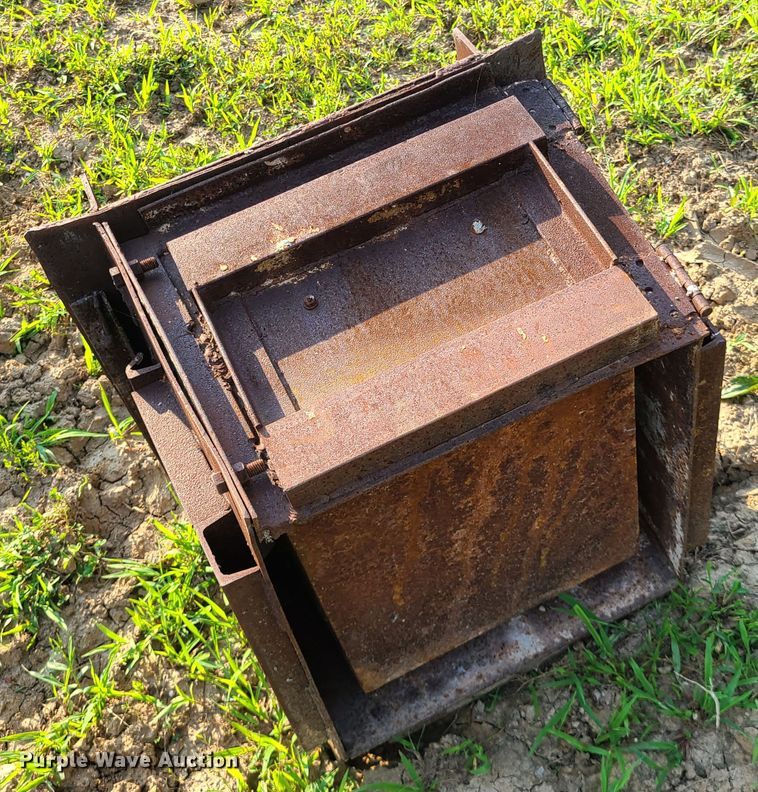 image for item IC9867 Septic tank concrete form