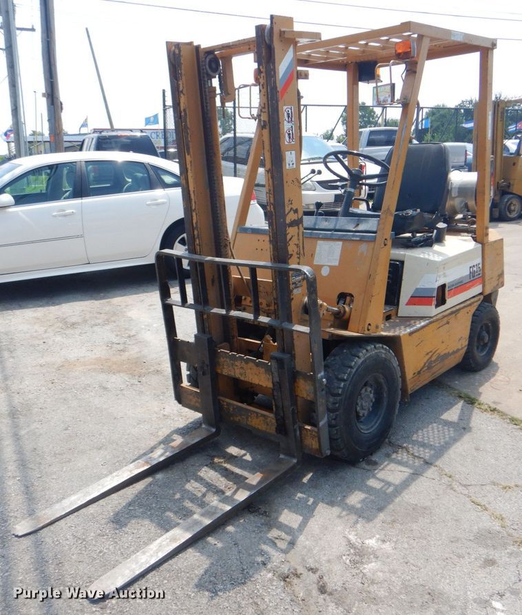 image for item IE9437 Komatsu FG15  forklift