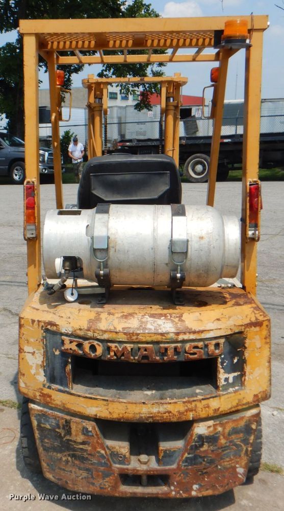 image for item IE9437 Komatsu FG15  forklift