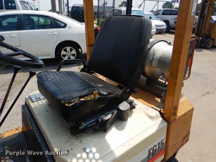 image for item IE9437 Komatsu FG15  forklift