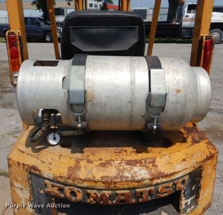 image for item IE9437 Komatsu FG15  forklift