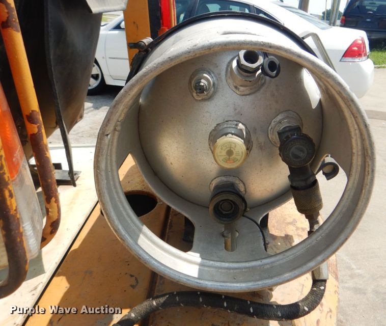 image for item IE9437 Komatsu FG15  forklift