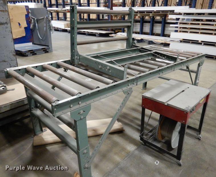 image for item II9648 Roller table and bander