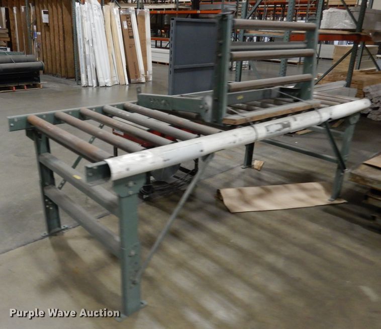 image for item II9648 Roller table and bander