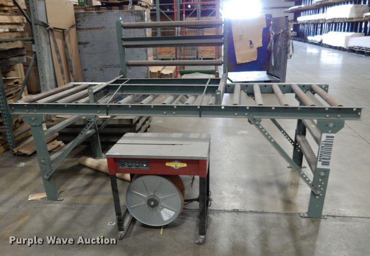 image for item II9648 Roller table and bander