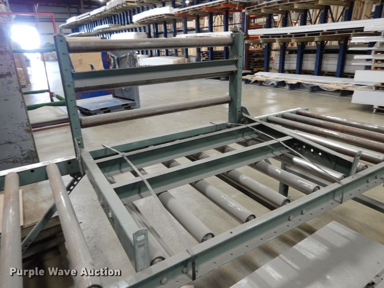 image for item II9648 Roller table and bander