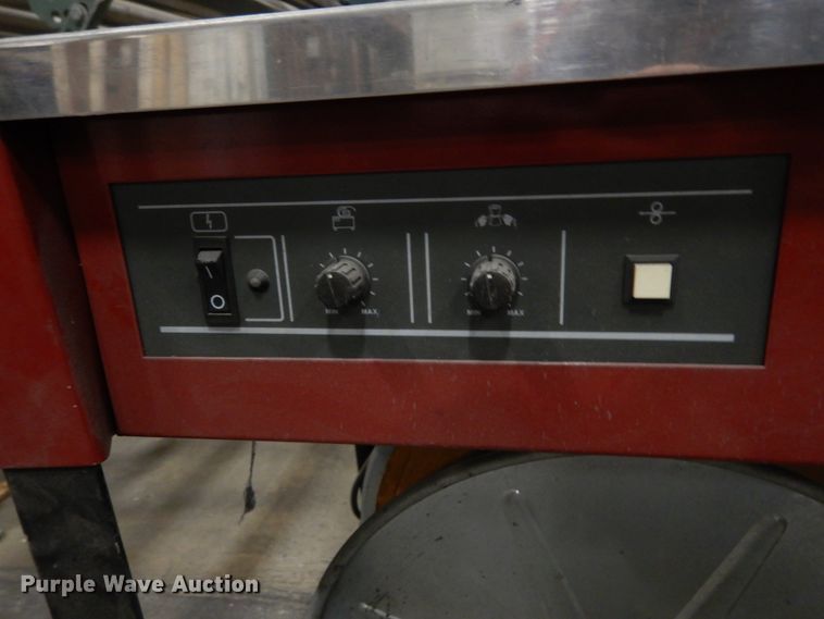 image for item II9648 Roller table and bander