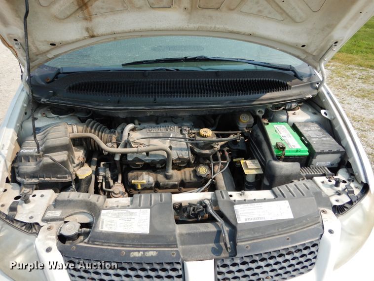 image for item II9653 2001 Dodge Caravan  van