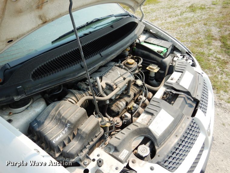 image for item II9653 2001 Dodge Caravan  van